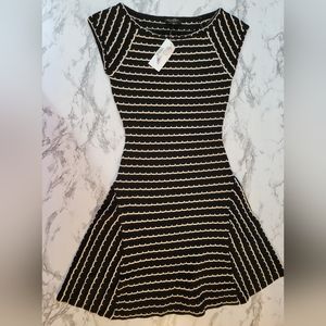 Jessica Simpson Black & White Knit Sweater Dress XS